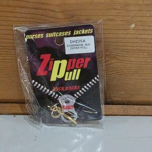 Conversation Concepts‎ Vintage 0.5" Black Doberman Cropped Zipper Pull Charm
